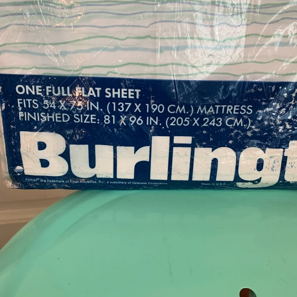 NWT Vintage Burlington Caress Full Flat Sheet in Beach
